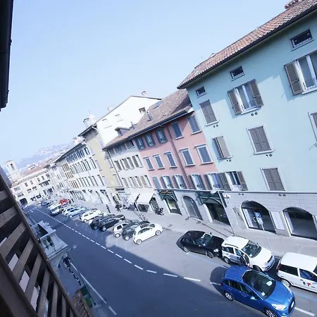 Fleur De Lis Central * Bergamo