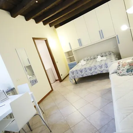 Fleur De Lis Central Appartement *